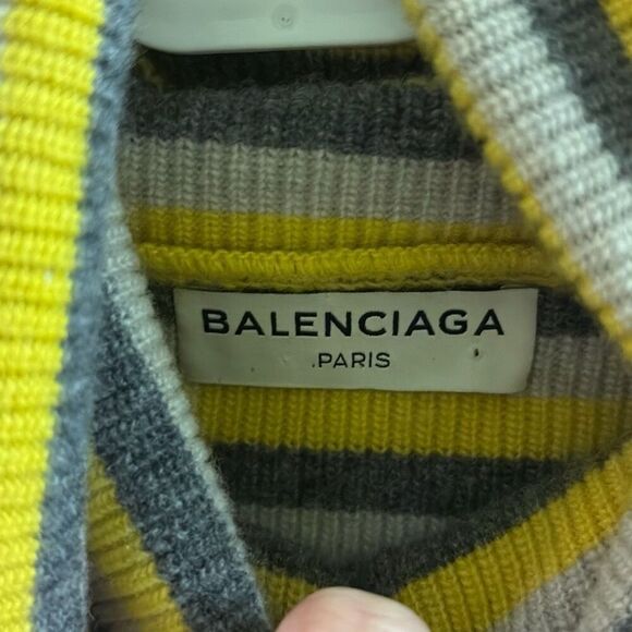 Balenciaga Paris Turtle Neck Sweater - Picture 4 of 6